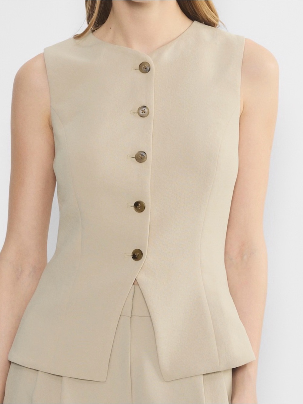 Wilfred Beige Button-Front Peplum Shell